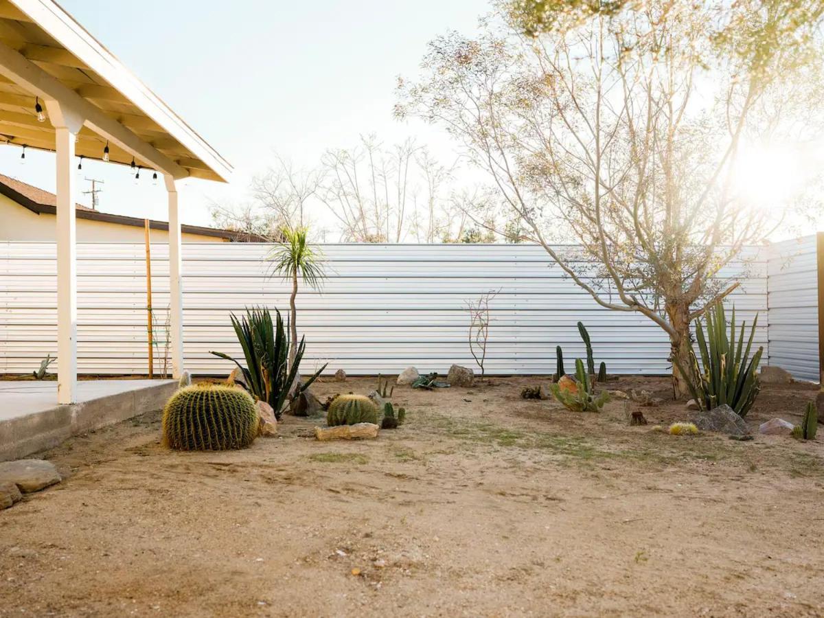 The Zen - Outdoor Shower, Gas Fireplace, Walkable To Shops & Restaurants Joshua Tree Kültér fotó
