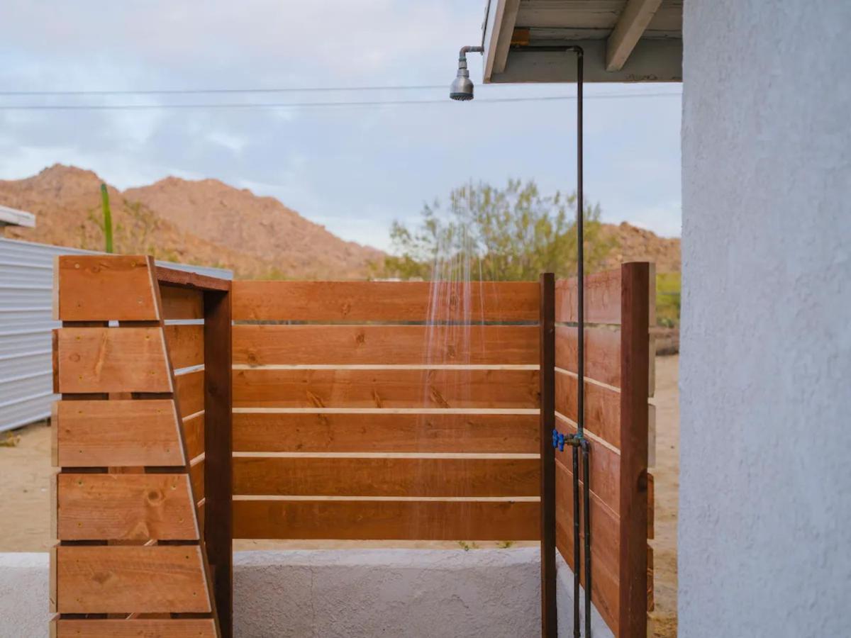 The Zen - Outdoor Shower, Gas Fireplace, Walkable To Shops & Restaurants Joshua Tree Kültér fotó