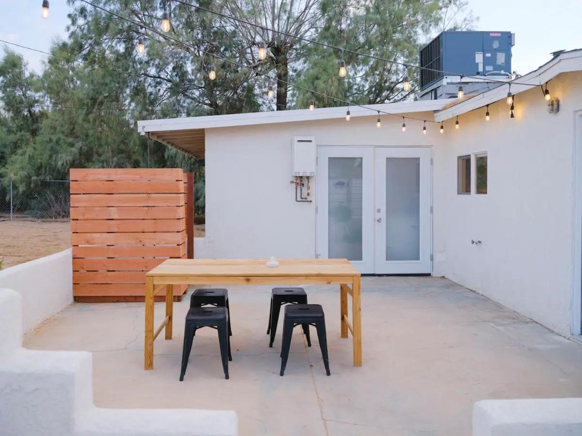 The Zen - Outdoor Shower, Gas Fireplace, Walkable To Shops & Restaurants Joshua Tree Kültér fotó
