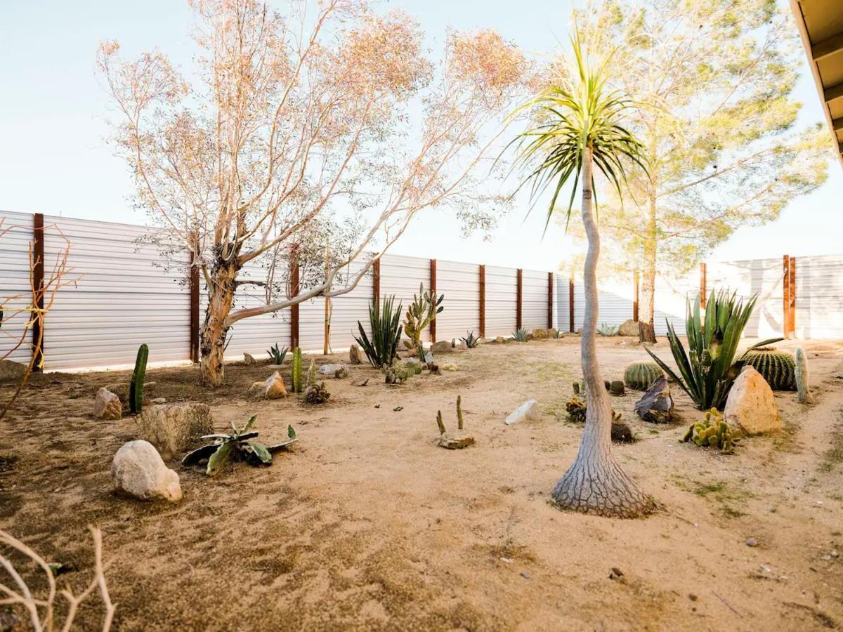 The Zen - Outdoor Shower, Gas Fireplace, Walkable To Shops & Restaurants Joshua Tree Kültér fotó