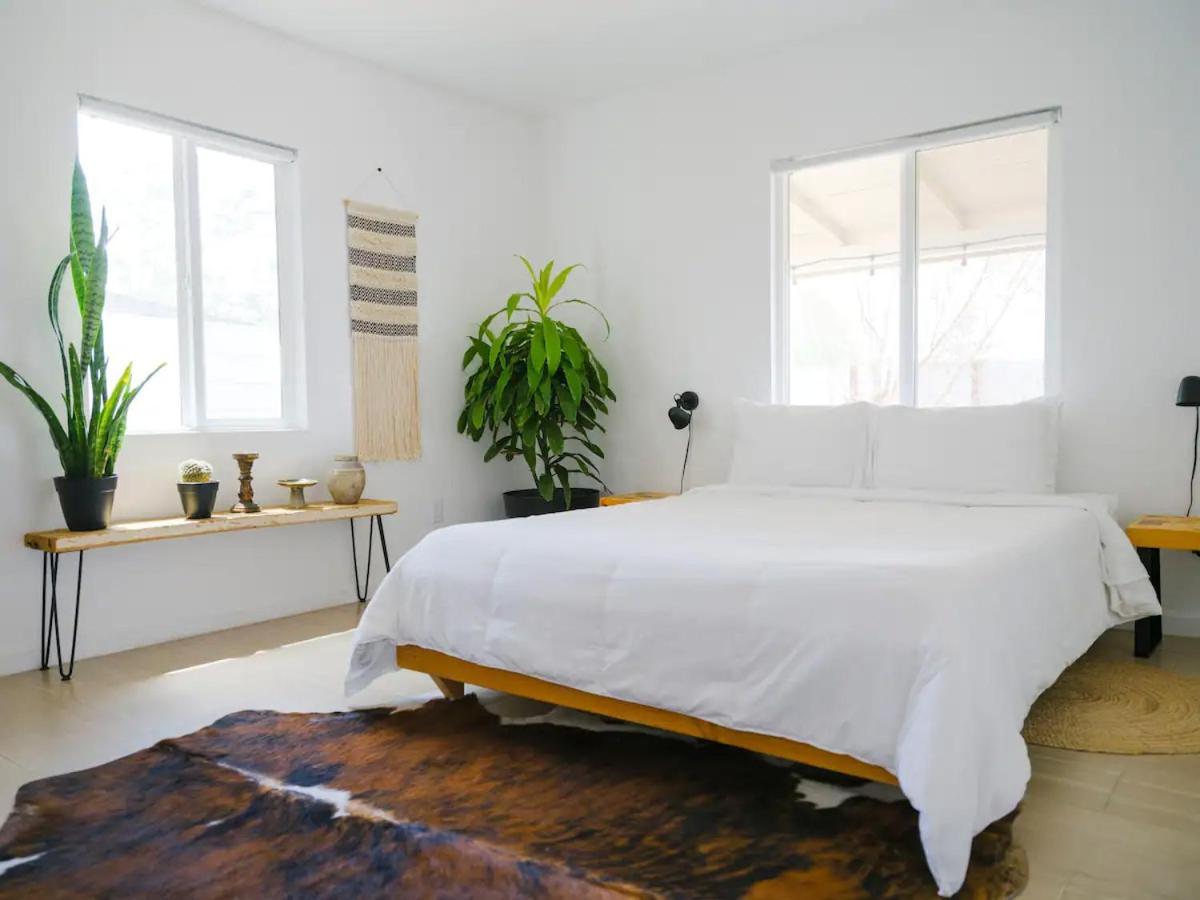 The Zen - Outdoor Shower, Gas Fireplace, Walkable To Shops & Restaurants Joshua Tree Kültér fotó