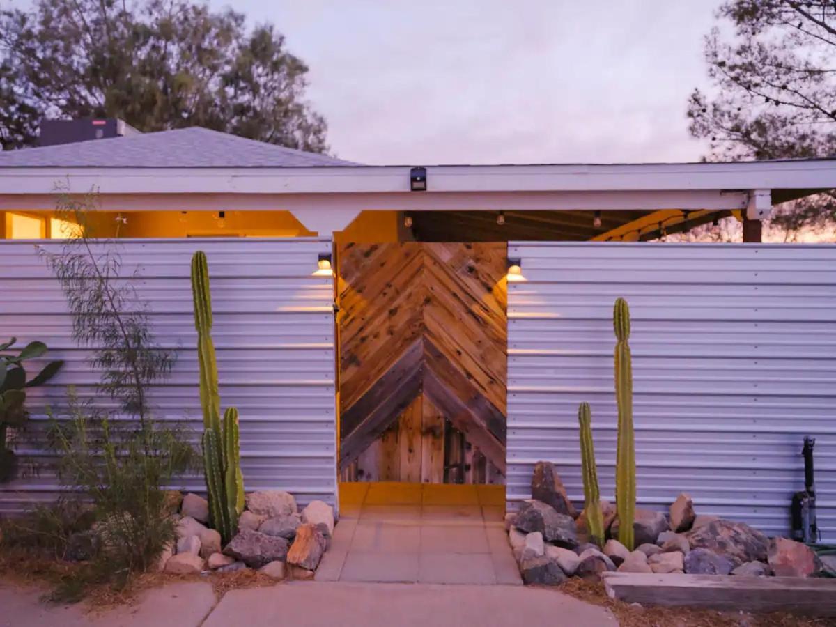 The Zen - Outdoor Shower, Gas Fireplace, Walkable To Shops & Restaurants Joshua Tree Kültér fotó